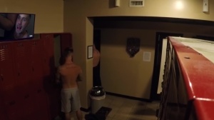 men In Public 23 - wet And pretty - cook jerking Hook up