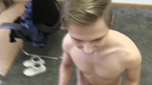19 years old guy sucks off and takes ramrod