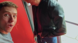 dudes In Public 40: Apartment Building - American Hook up