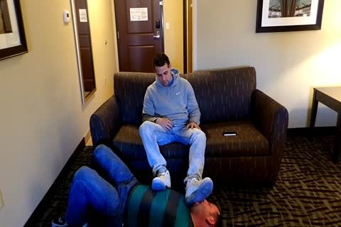 Straight Alpha taskmaster Doormat Foot villein Verbal Humiliation