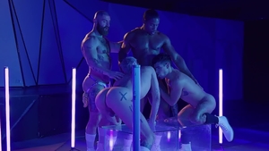 DrillMyHole.com - Muscle Ty Mitchell orgy indoors