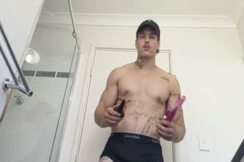 Aussie Hunk 3