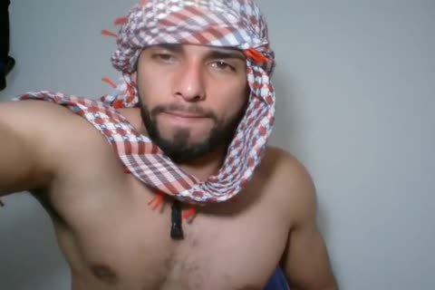 charming Arab With sexy 10-Pounder Wanks