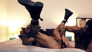 Bromo US: Swinger Jake Nicola feels up to fingering