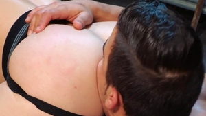 HotHouse: Tanned bodybuilder has a passion for stroking