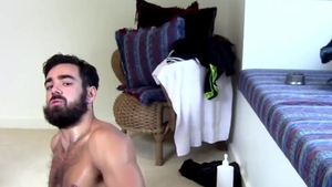 AmateursDoIt: Batt is hairy amateur