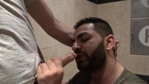 ClubBangBoys: Persian amateur loves bareback handjob