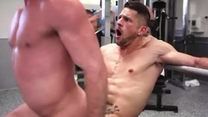 homo Sex In A Public Gym