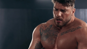 Men: Troye's Hole Stuffed by Hunk