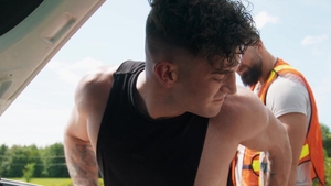 Men: Ex-Con Fucks the Top in Public