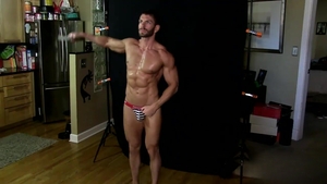 americanmusclehunks: Creamy Cum Shots on Display