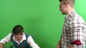 Circle Jerk Boys: Reporters Take Cock-tails On Set