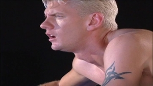 Plain Wrapped: Steve Richards' Massive Cock Emerges