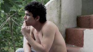 Latin Leche: Butthole Penetration in Paradise